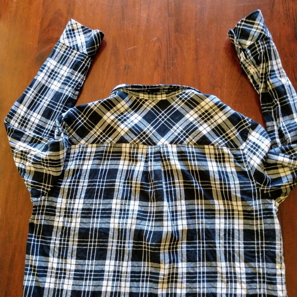 Gap boyfriend fit flannel - Picture 3 of 5